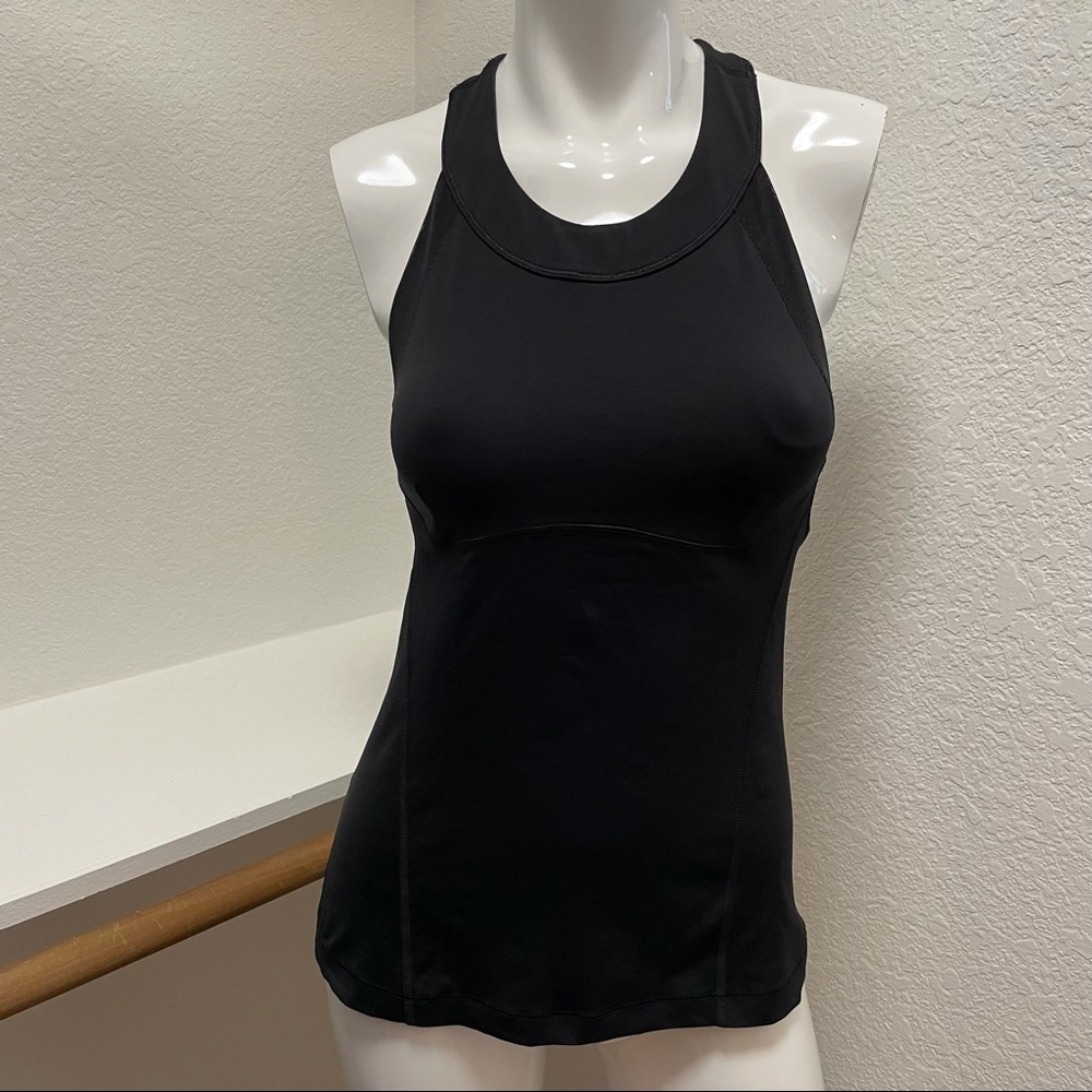 Lululemon Run🏃♀️Make It Count Tank Sz 6 = Sm - Picture 2 of 9